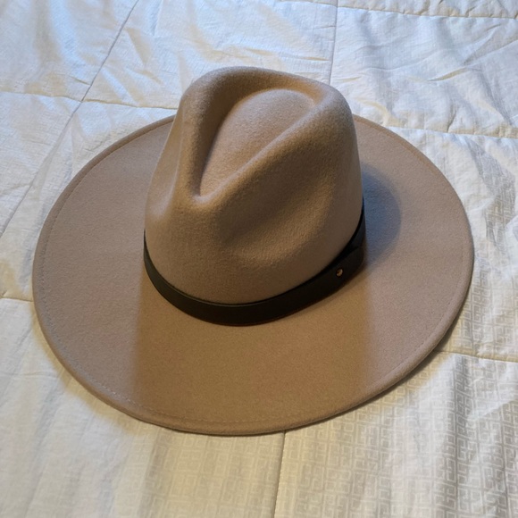 Beige Rancher Hat - Picture 2 of 3